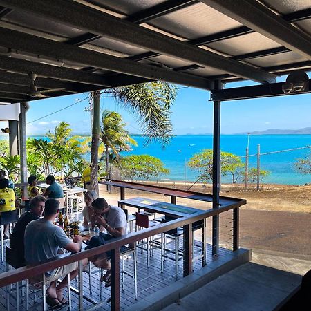 Grand Hotel Thursday Island Exterior photo